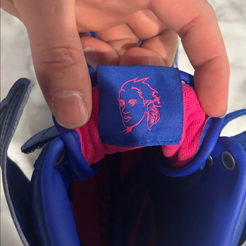 Adidas x Jeremy Scott men’s Blue and Pink Sneakers with Wings